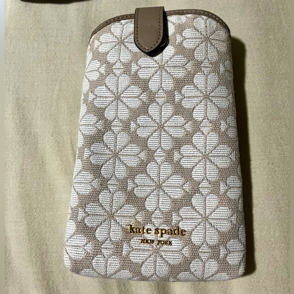 Kate Spade Cream and Tan Spade Flower Crossbody
